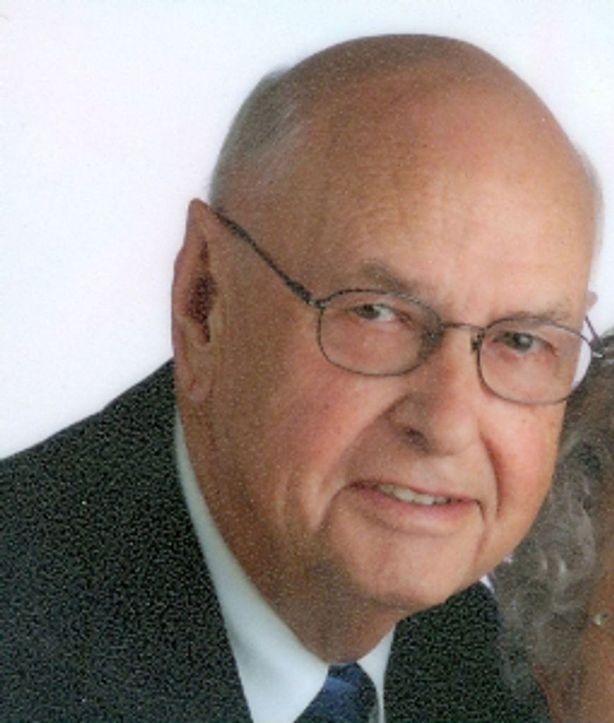 The Rev.Oliver Hollis Profile Photo