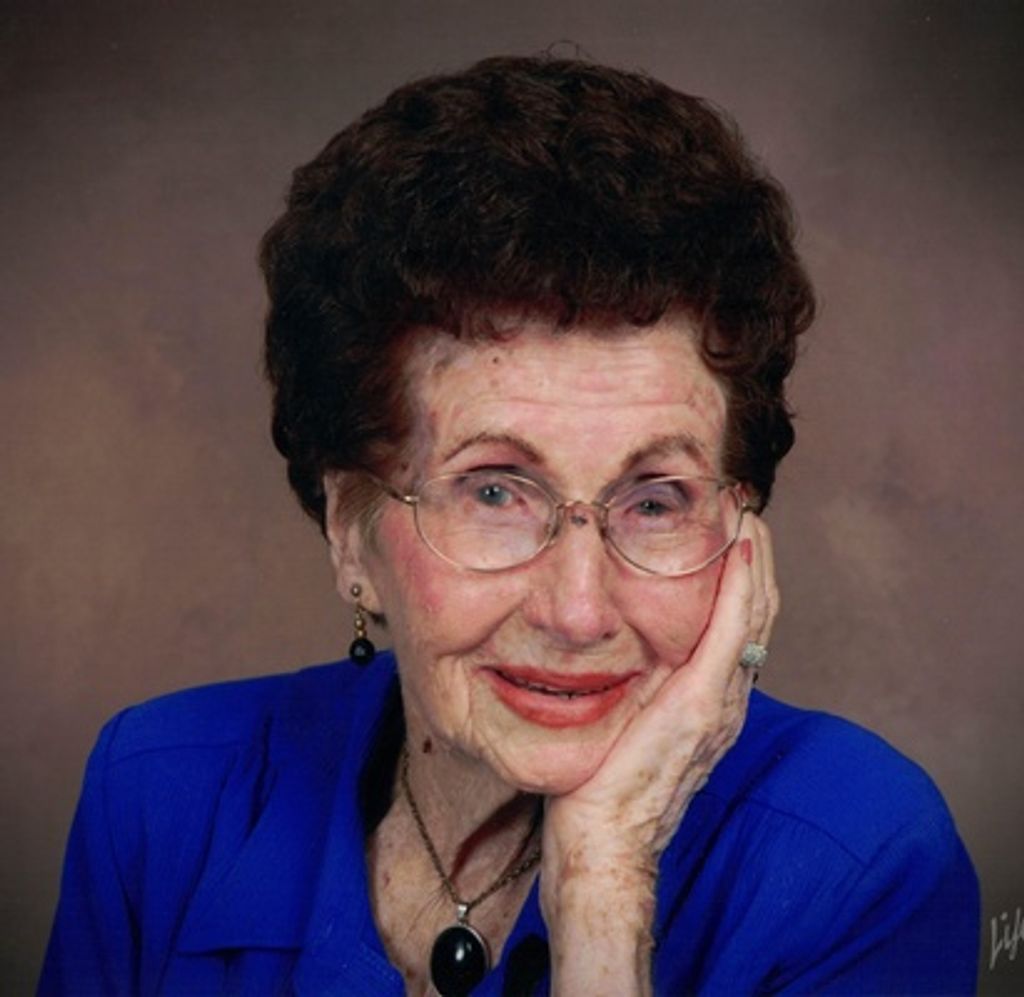 Edna Becker Loesch Profile Photo
