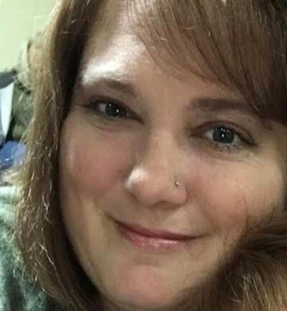 Amanda Hope Davis Profile Photo