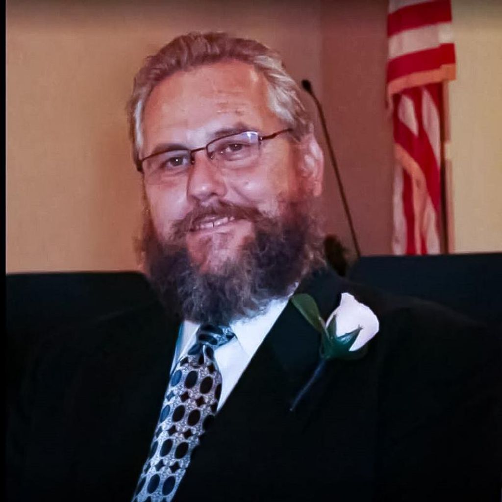 Wayne Lewis Pierce Profile Photo