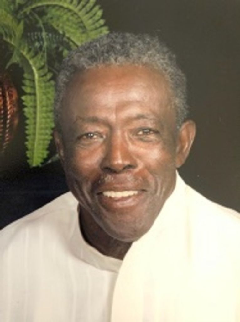 Esaw   Brunson