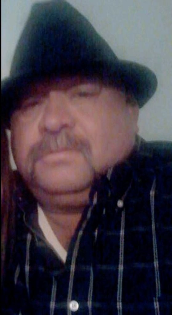 Oscar Salinas, Jr. Profile Photo