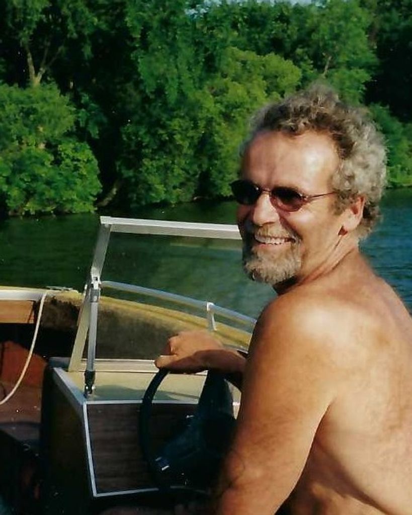 James Lee Lapinski Profile Photo