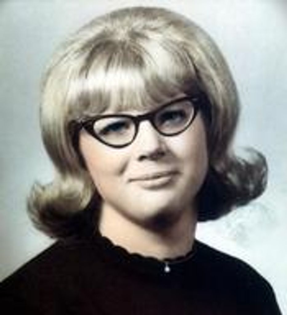 Candace A Robinson