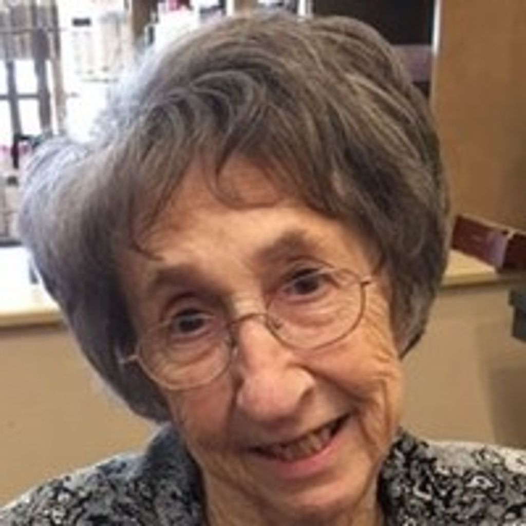 Evelyn Rose Hebert Romero