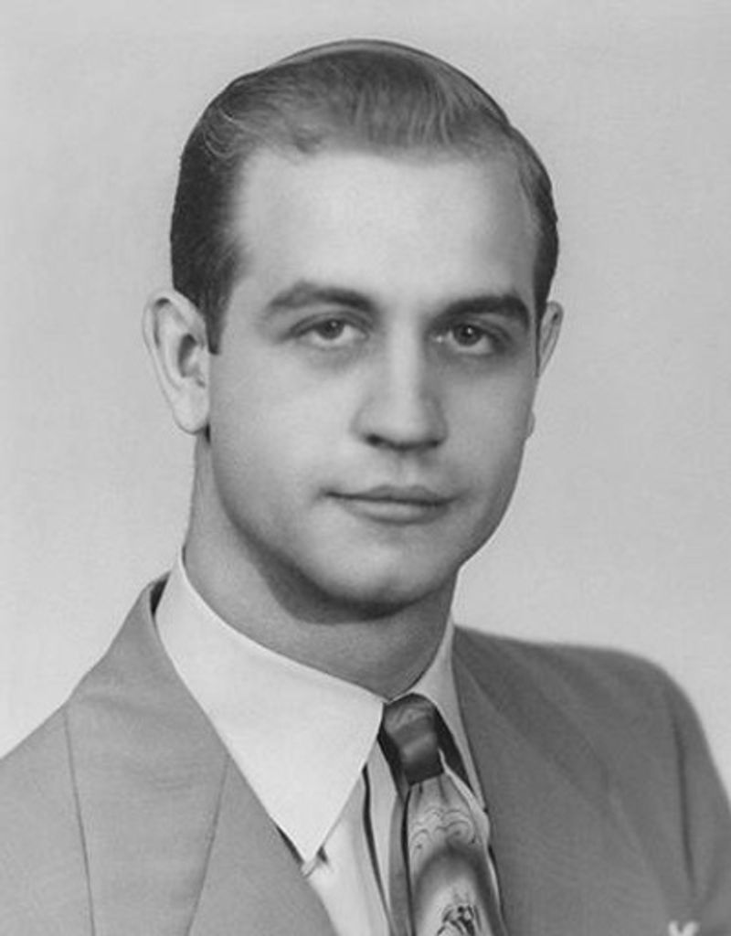 Leo Christopher Ehlinger Profile Photo