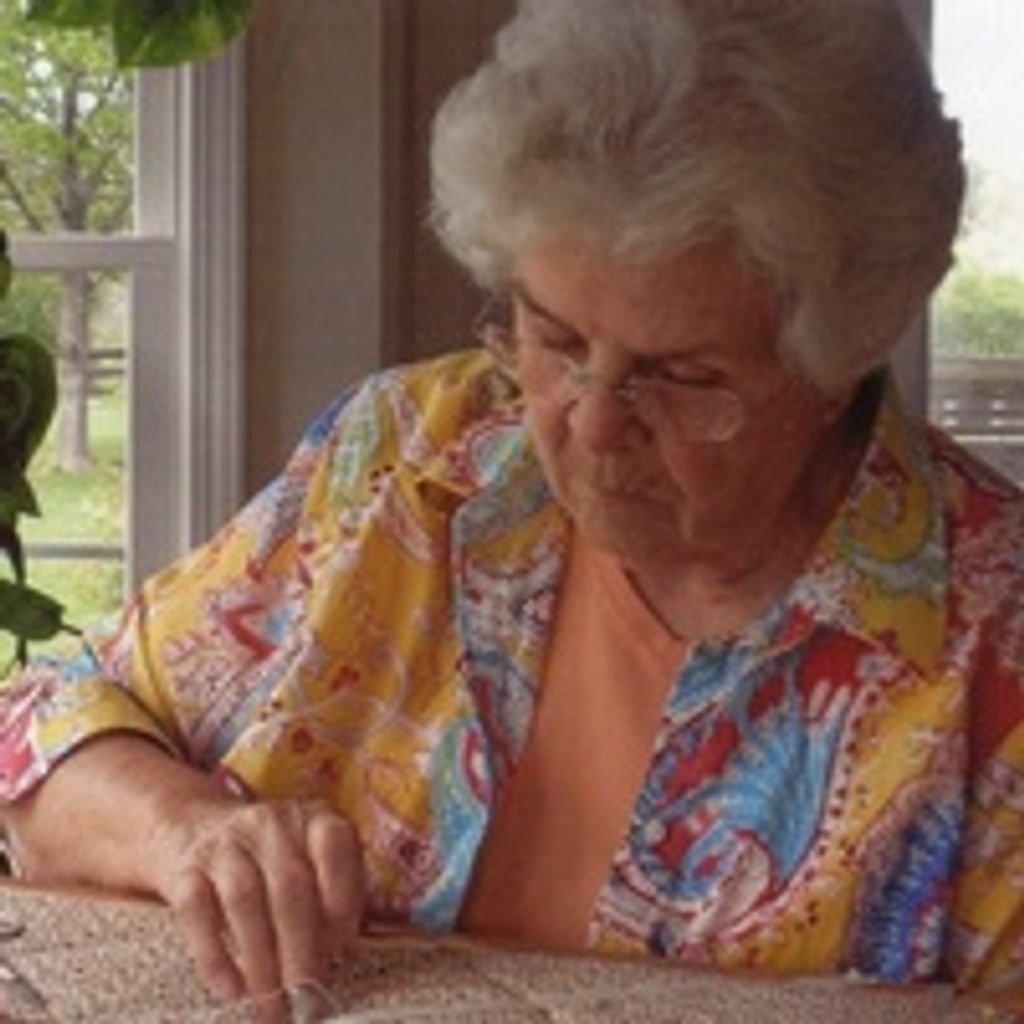 Juanita Helen Crumley