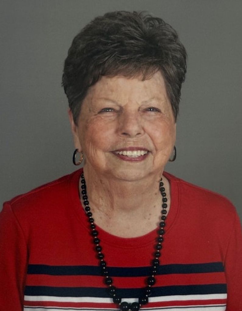 Bobbie Fay (Walker)  Redding Profile Photo
