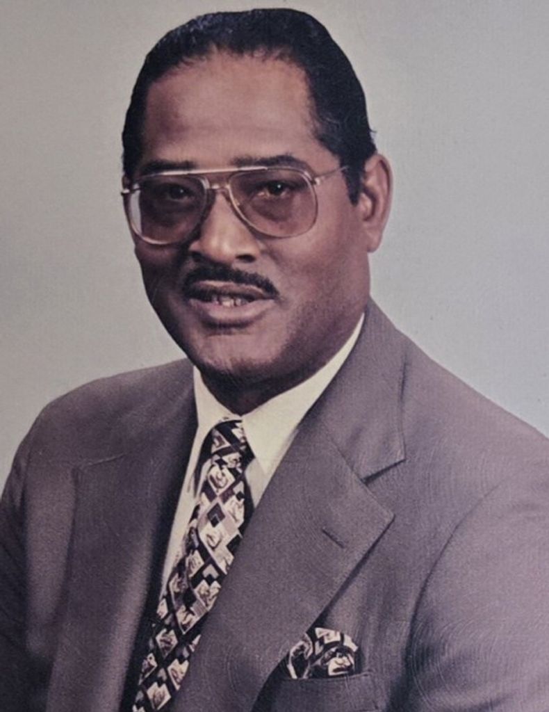 Lorenzo Woodley Profile Photo