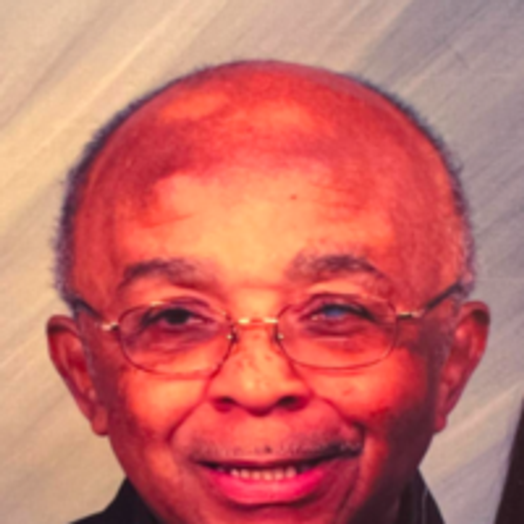 Douglas Hollomon