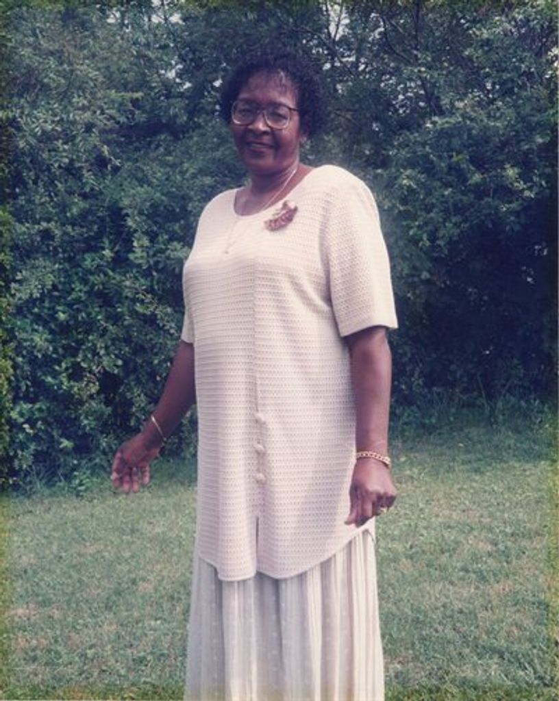 Sadie Bowers Profile Photo