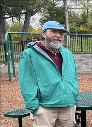 Robert B. Lowenfels's obituary image