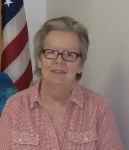 Rosa Provines Profile Photo