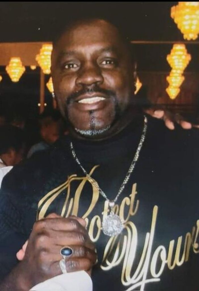 Darryl Robinson Profile Photo