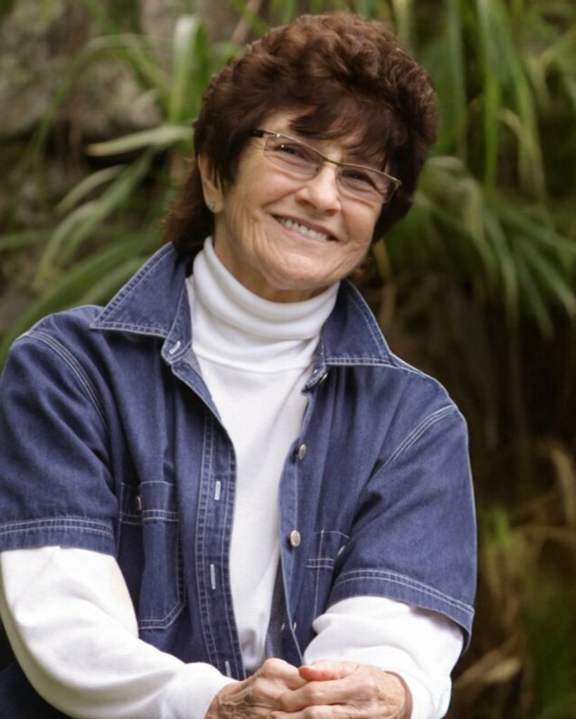 Carolyn Joan Holtry