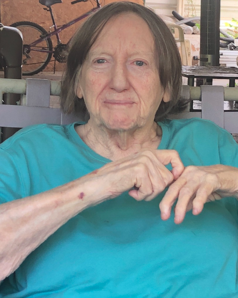Bonnie Louise Robertson Profile Photo