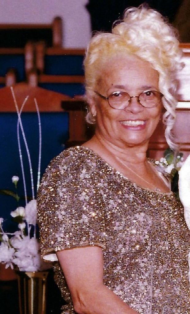 Mavelon Moore-Edwards