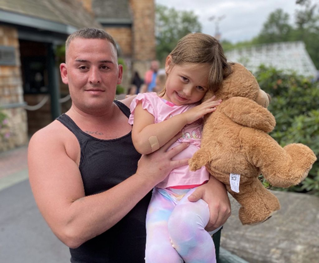 Christopher James Hutchinson Profile Photo