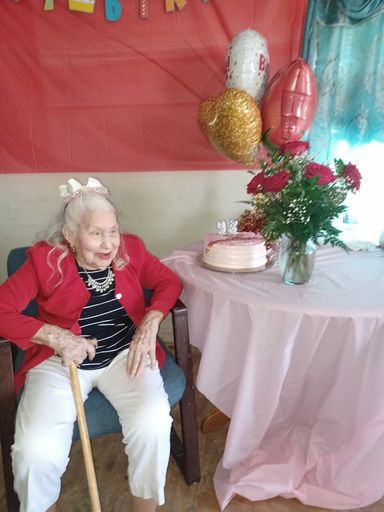 Maria Teresa Martinez photo gallery thumbnail 40 of 62