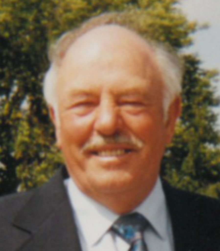 Thomas Gillett Profile Photo