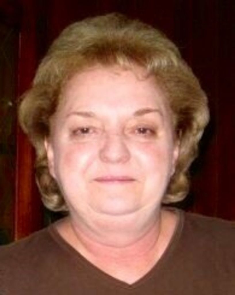 Donna E Cassaro
