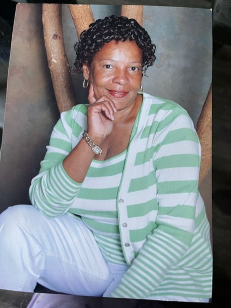 Sandra Regina Simmons Bush Profile Photo