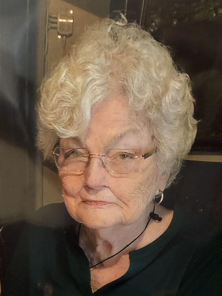 Laura Katherine Woolwine Profile Photo