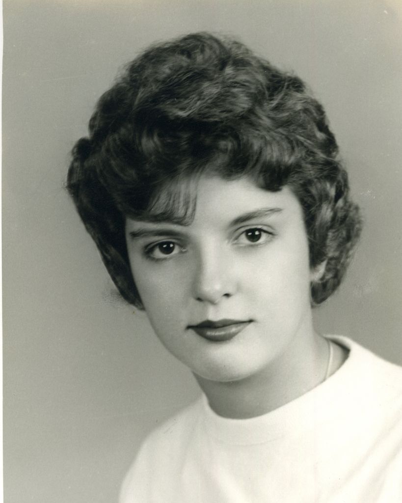 Loretta Banulski Profile Photo