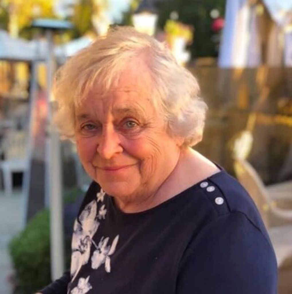 Helen Bernice Schwartz Profile Photo