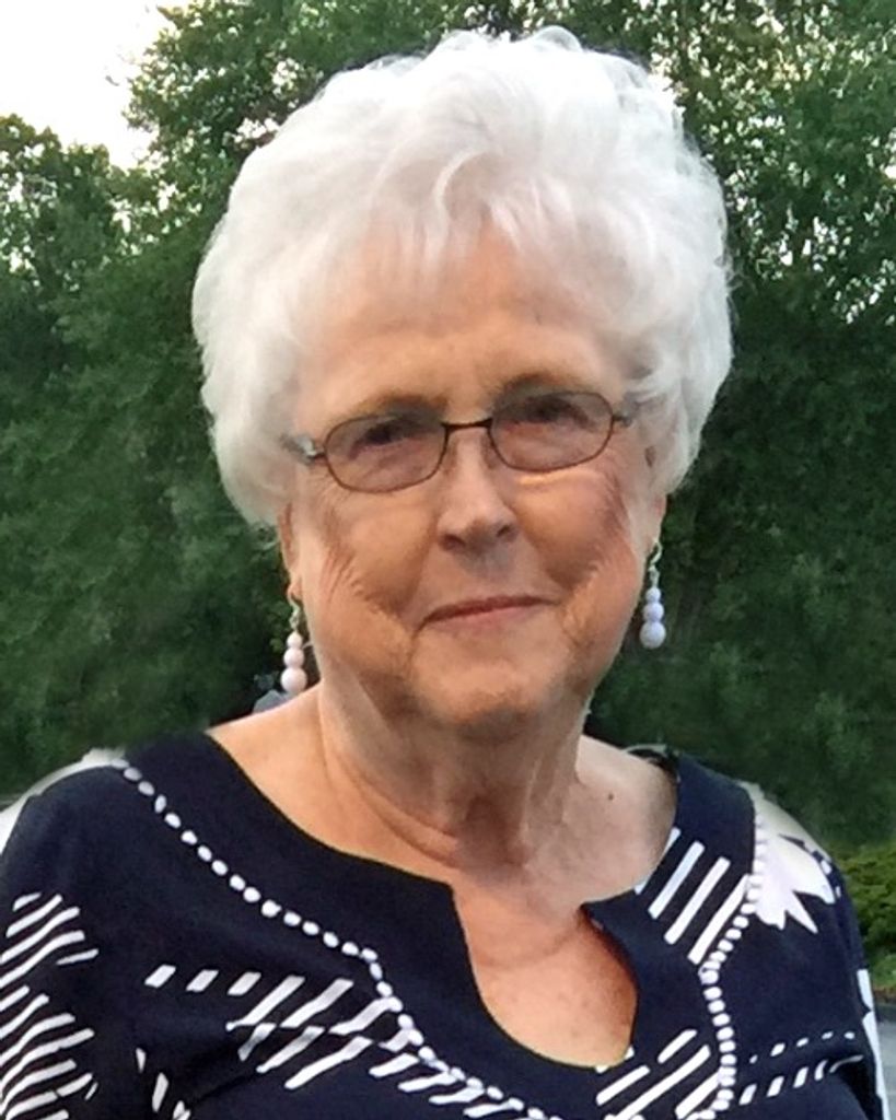 Virginia "Deebie" Thompson Profile Photo