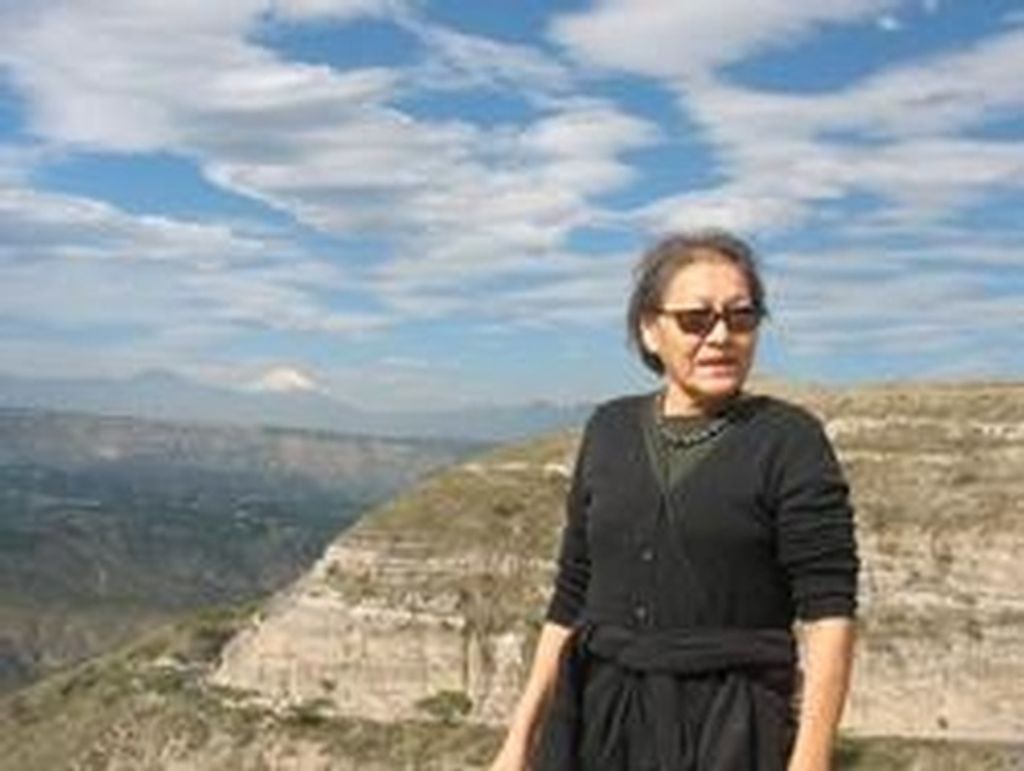 Rosalie Little Thunder