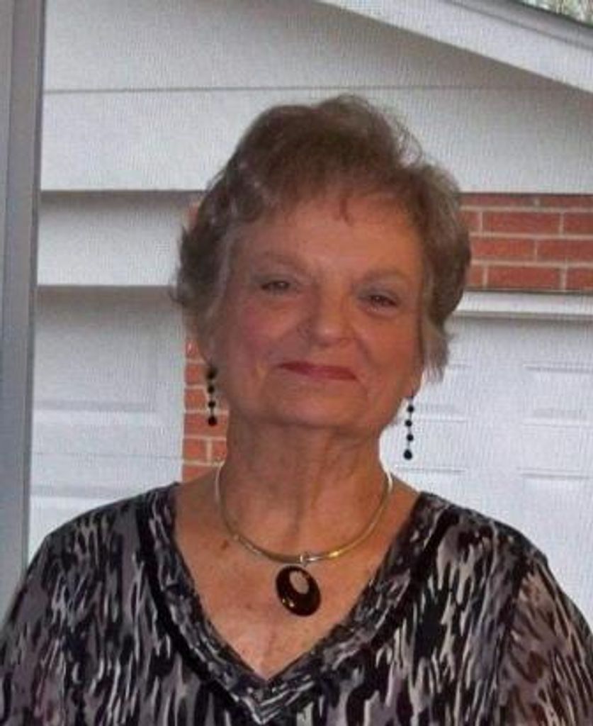 Sue W. (Walker)  Thomas Profile Photo