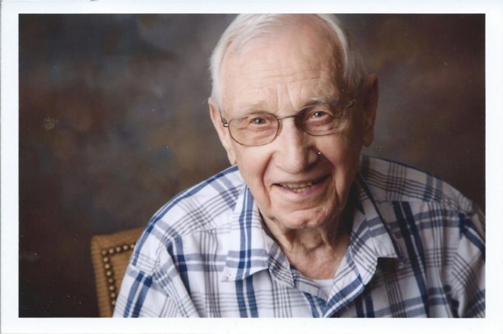 Severin R. “Buddy” Riesgraf Profile Photo