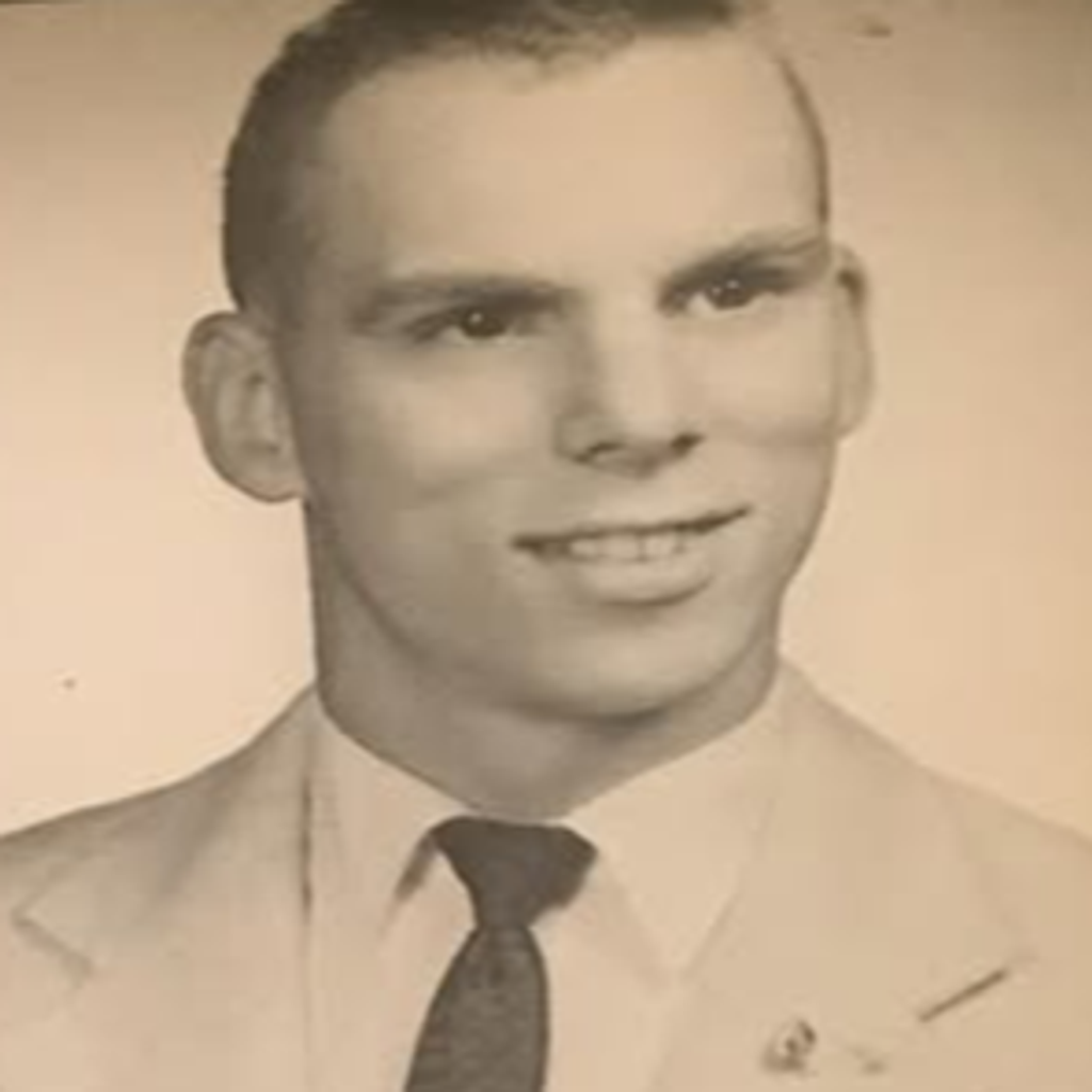 Robert Hall Profile Photo