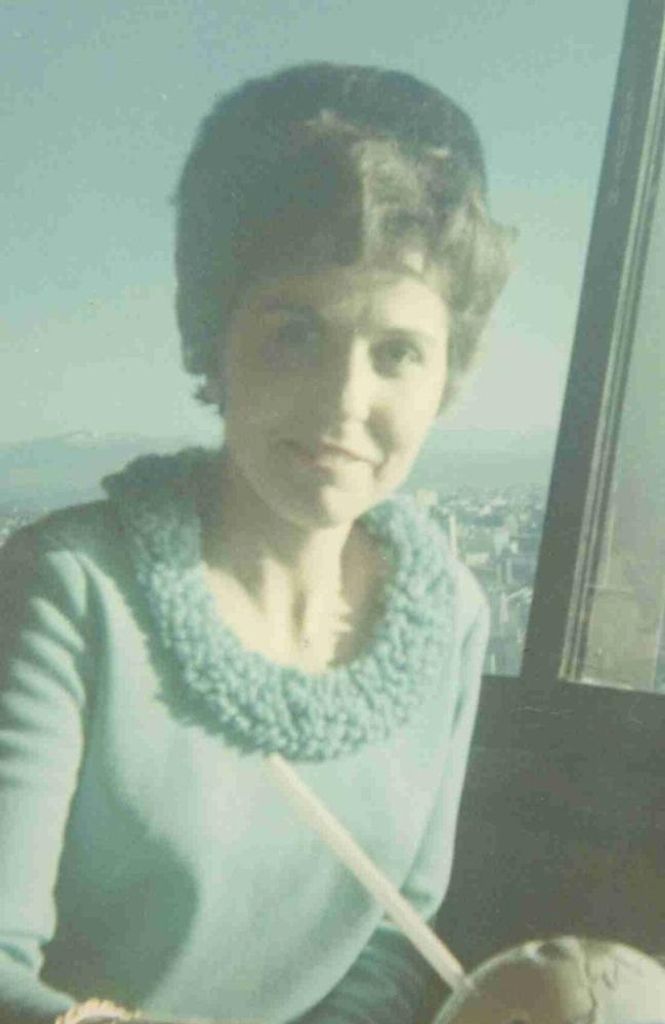 Ruth Belt
