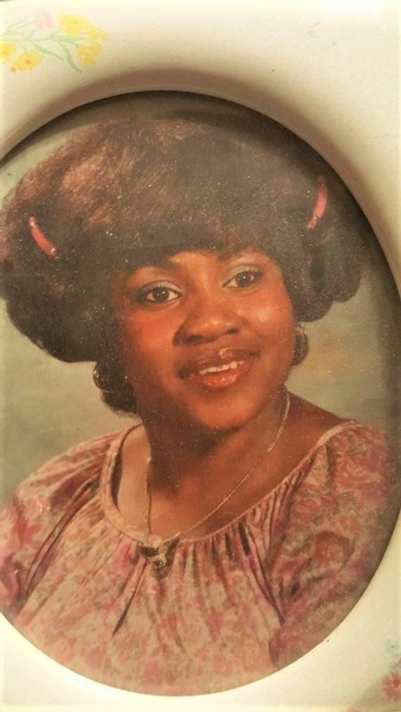Beatrice Williams Profile Photo