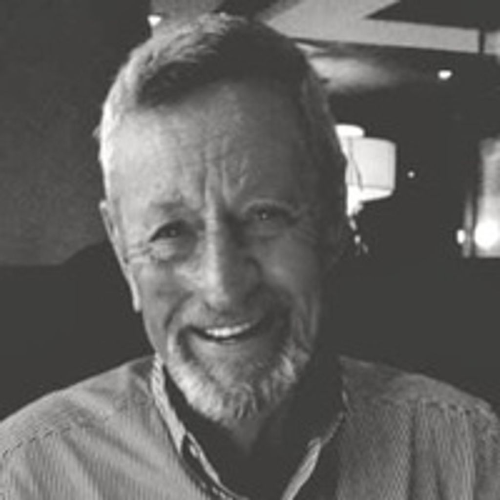 Robert "Rob" Vinson