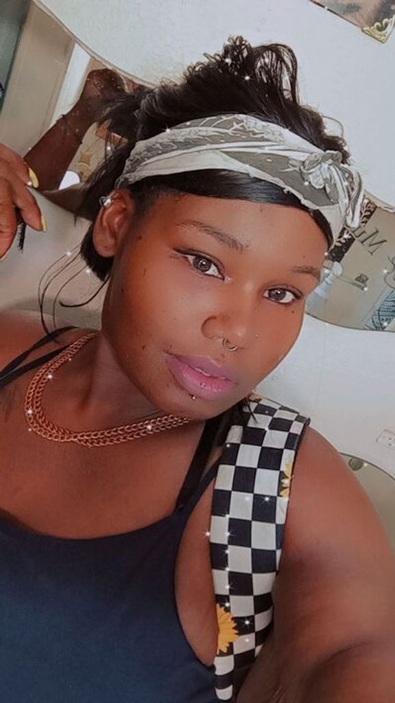 Jasmine Auriell Dehorney Profile Photo