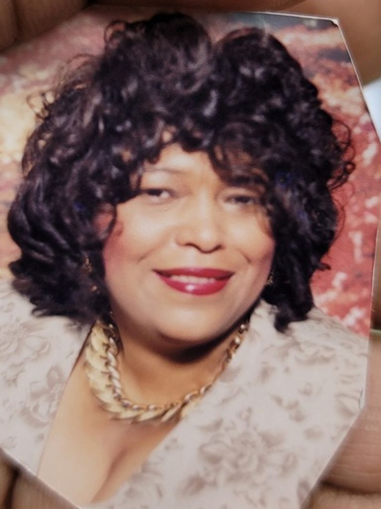 Beverly Hicks Profile Photo