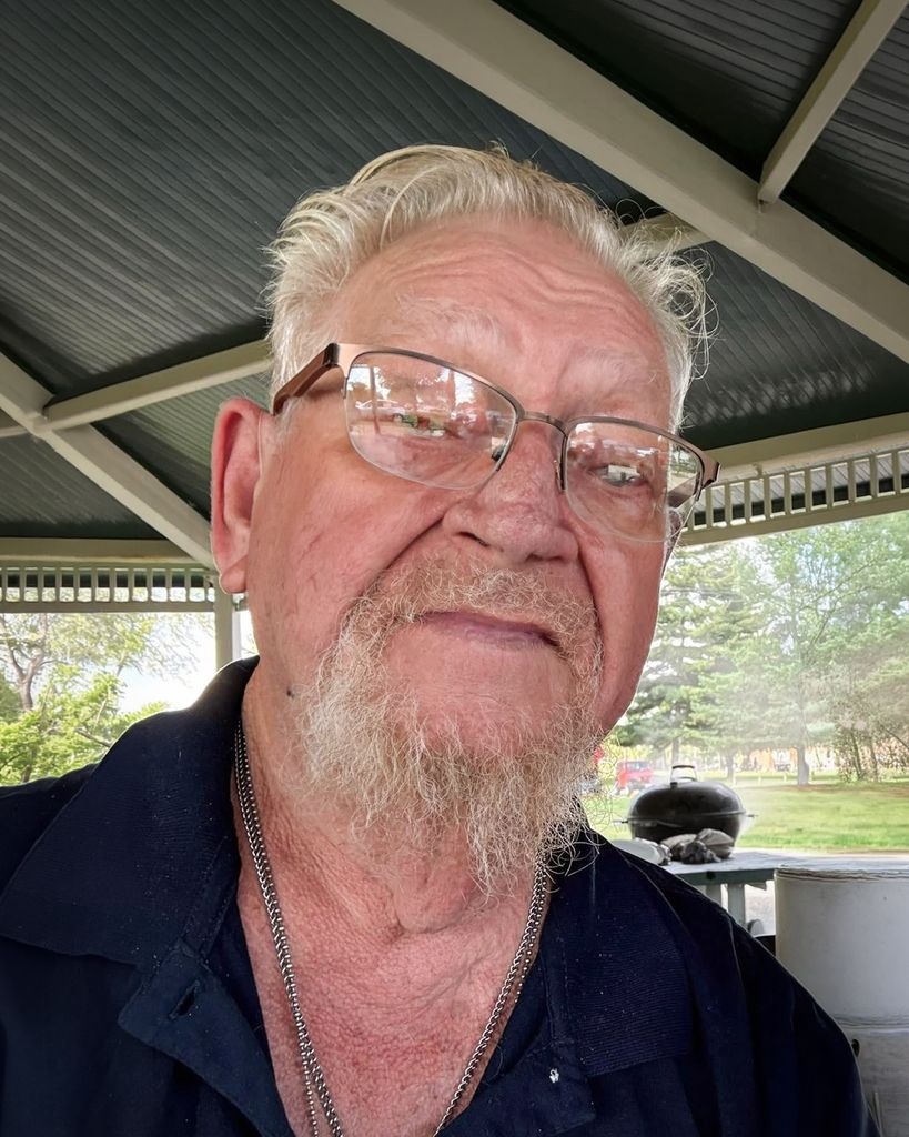 Lloyd Gene Hall, Sr.