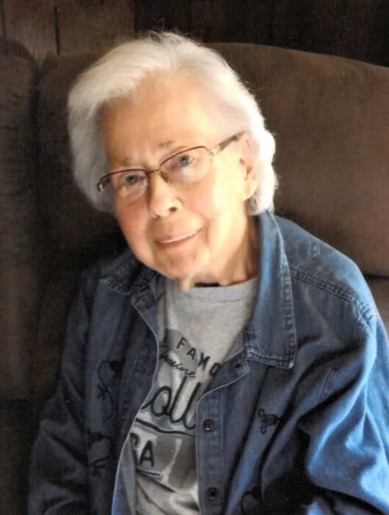 Alice "Ferrell" (Moore)  Jones Profile Photo