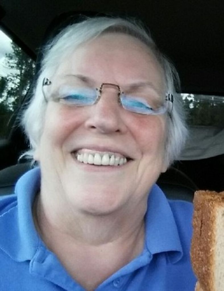 Carolyn J. (Reger)  Smith