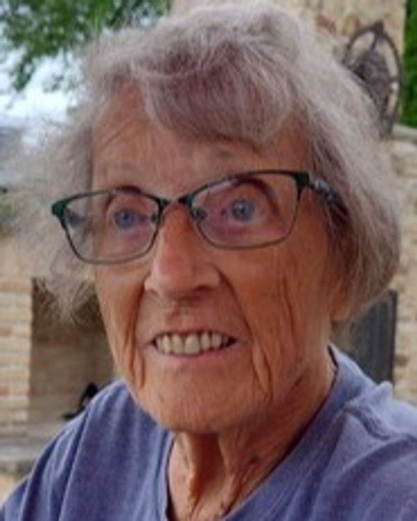 Carolyn Sugiuchi Profile Photo