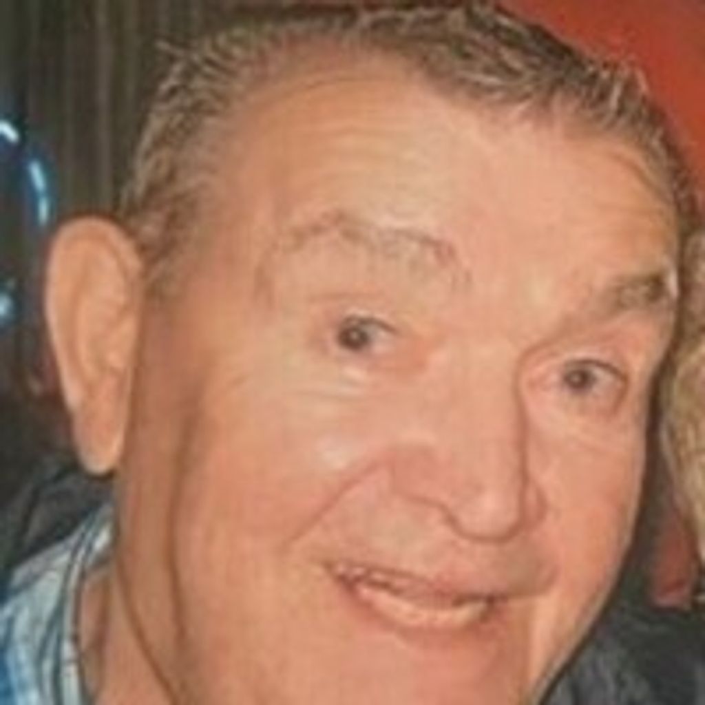 Dan Leo Mackinnon Profile Photo
