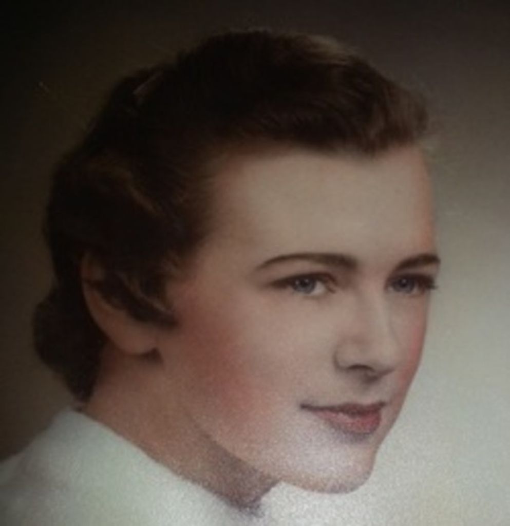 Lois Edwards Profile Photo