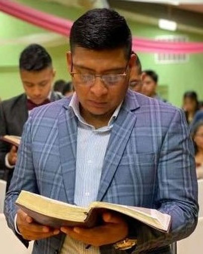 Abraham Riquiac Gonzalez