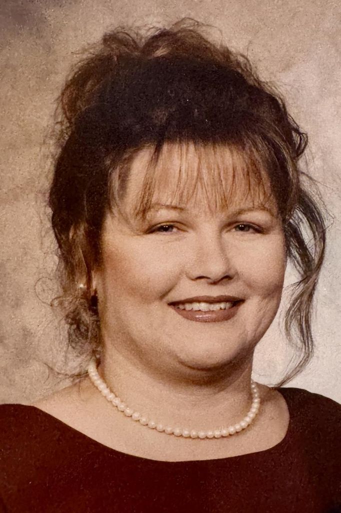 Elizabeth Diane Mccartney Profile Photo