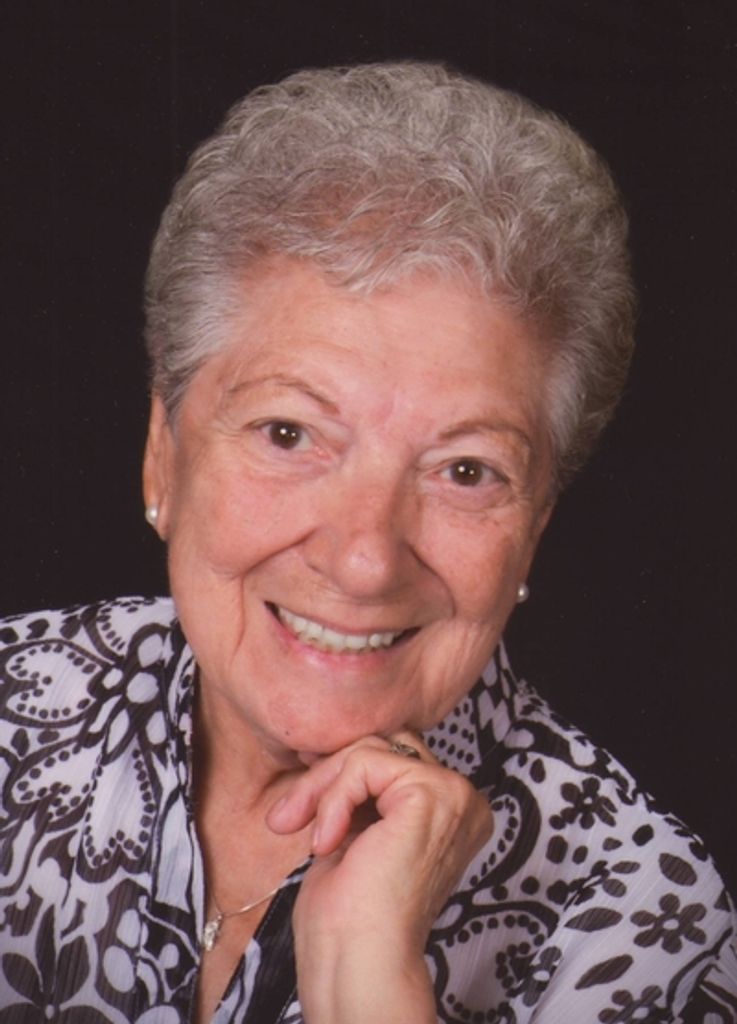 Louise T. Homola Profile Photo