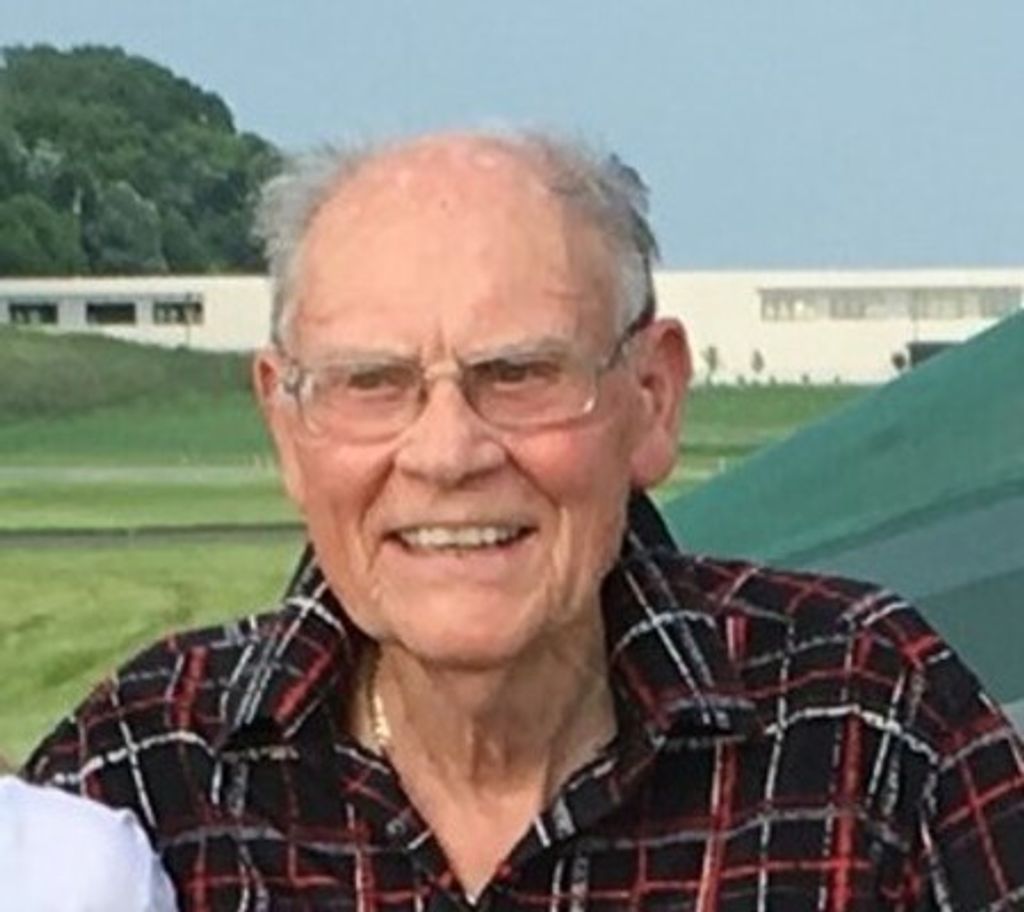 Ben E. Mayer Profile Photo