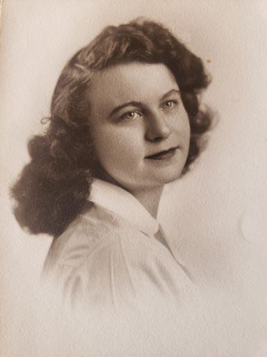 Meredith "Jo" Mae (McCue)  Severson photo gallery thumbnail 16 of 121